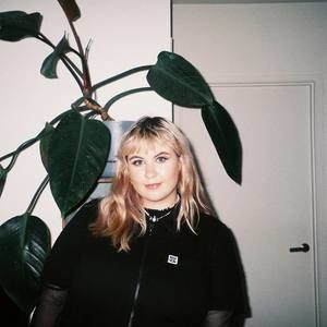 Meet your Posher, Caity